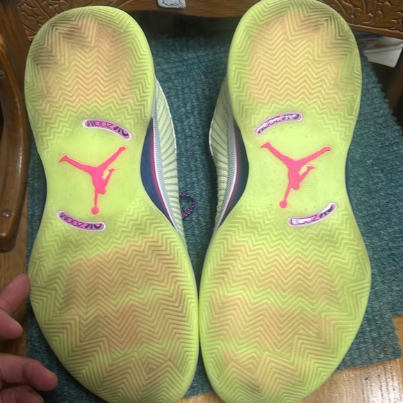 Jordan 35 Low, Luka Doncic, Cosmic Colorway. size 13, worn once. - Picture 3 of 4